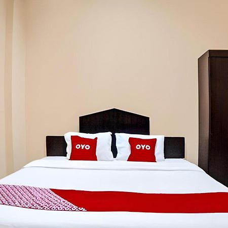 Hotel O Medan City Near Lapangan Benteng Formerly Ralica Residence Exterior photo