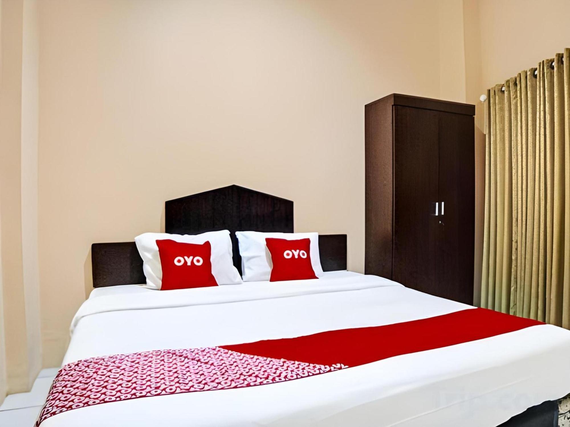 Hotel O Medan City Near Lapangan Benteng Formerly Ralica Residence Exterior photo