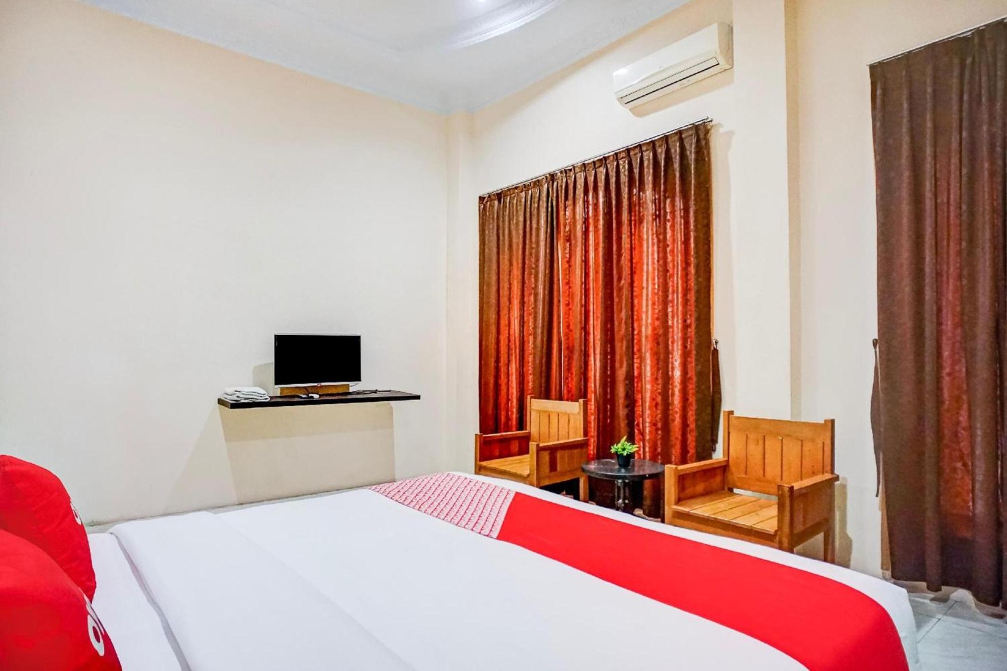 Hotel O Medan City Near Lapangan Benteng Formerly Ralica Residence Exterior photo
